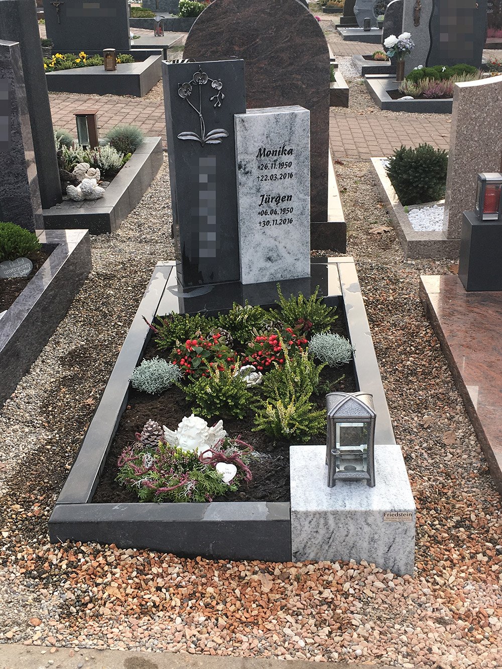Individueller Einzelgrabstein Beispiel